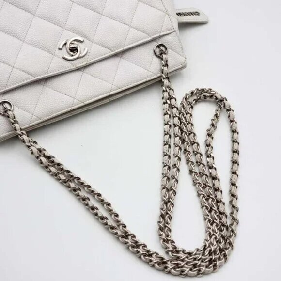 CHANEL Quilted Matelasse CC Logo Caviar Skin Chain Shoulder Bag - Picture 7 of 16